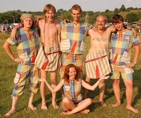 Учасники показу колекції сумно? одяг!