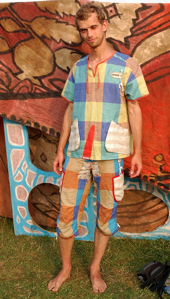 Учасники показу колекції сумно? одяг!